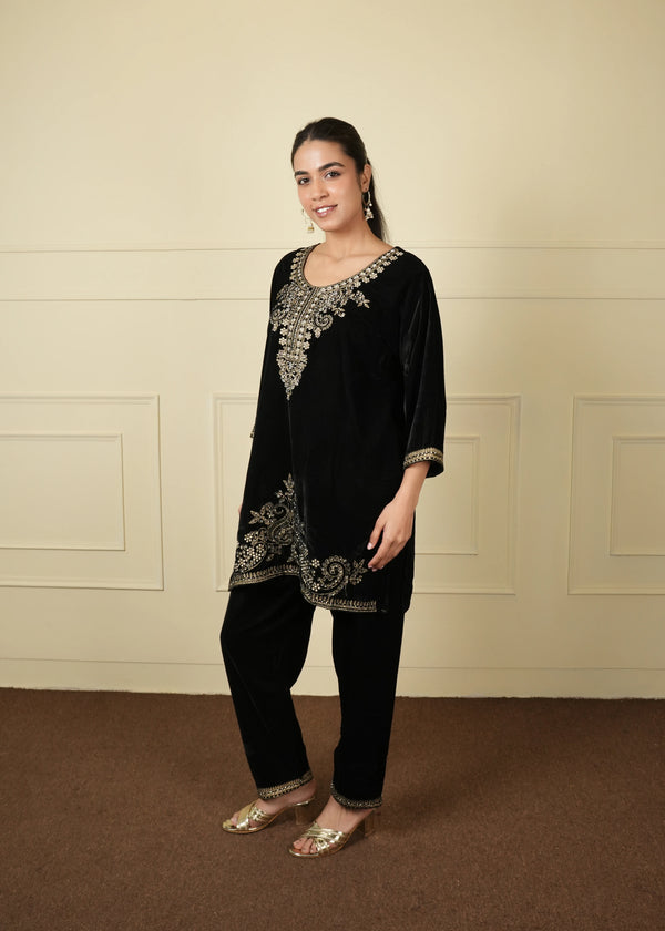 velvetshort kurti pant coord set